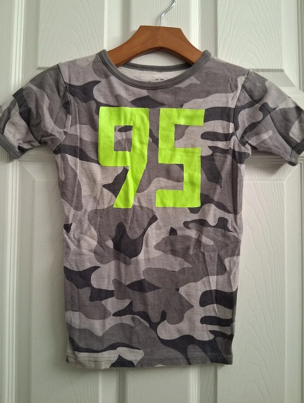 Oshkosh Boys Pajama Top Size 10 Gray Camo